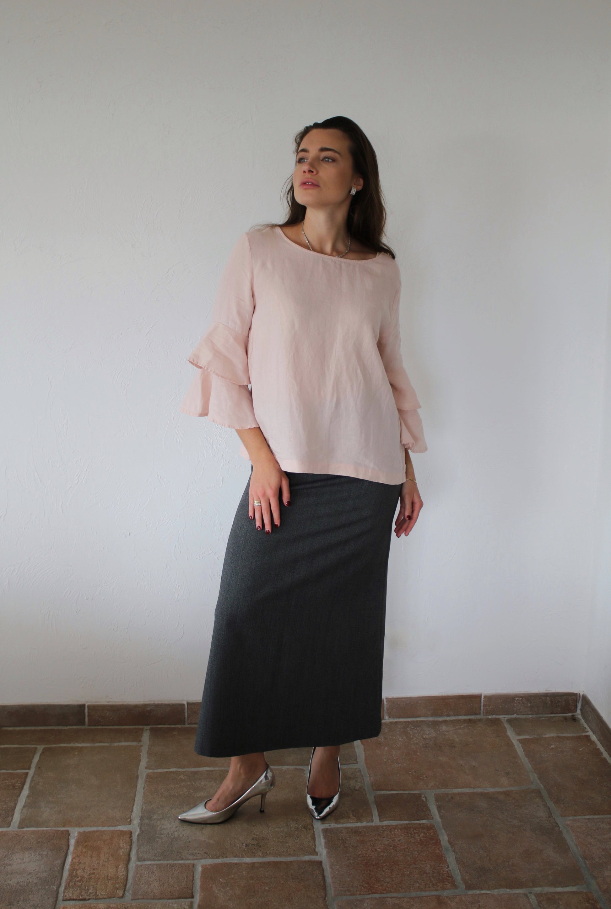 VOLIÀ Atelier - exclusively pre-loved. Each piece is pre-loved and curated with care from around the world, ready to be loved by its new owner. Celina Blouse - VOLIÀ. Discover curated, high-quality designs for the modern woman. Shop sustainable fashion at VOLIÀ Atelier today.
