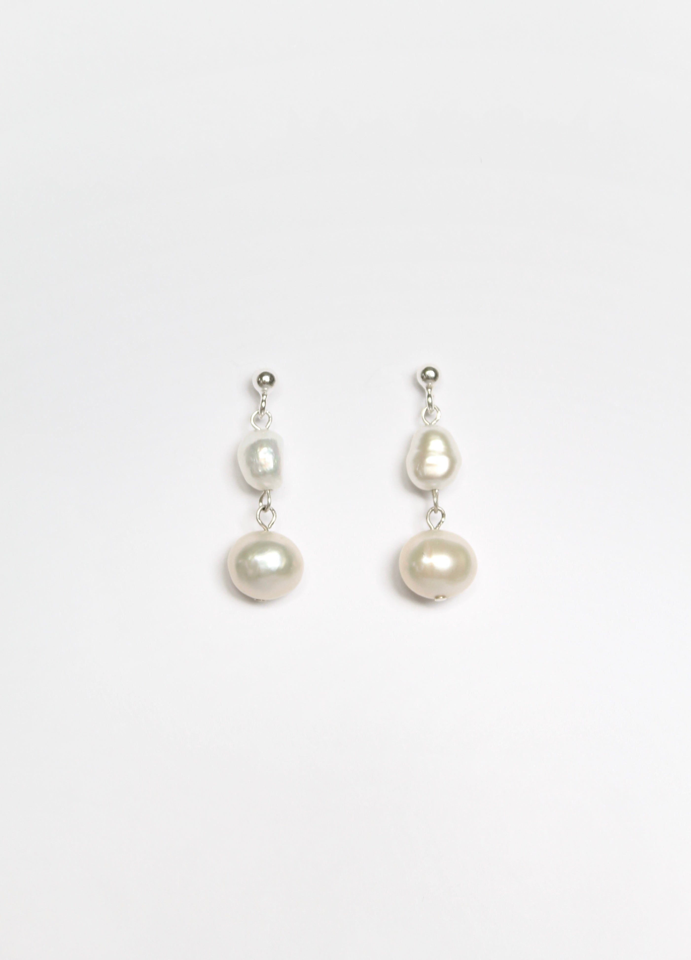Silver Pearl Earrings - VOLIÀ