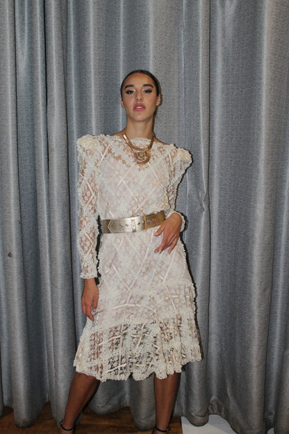 VOLIÀ Atelier - ivory lace midi dress with flowy hem seen on VOLIÀ runway show in Paris