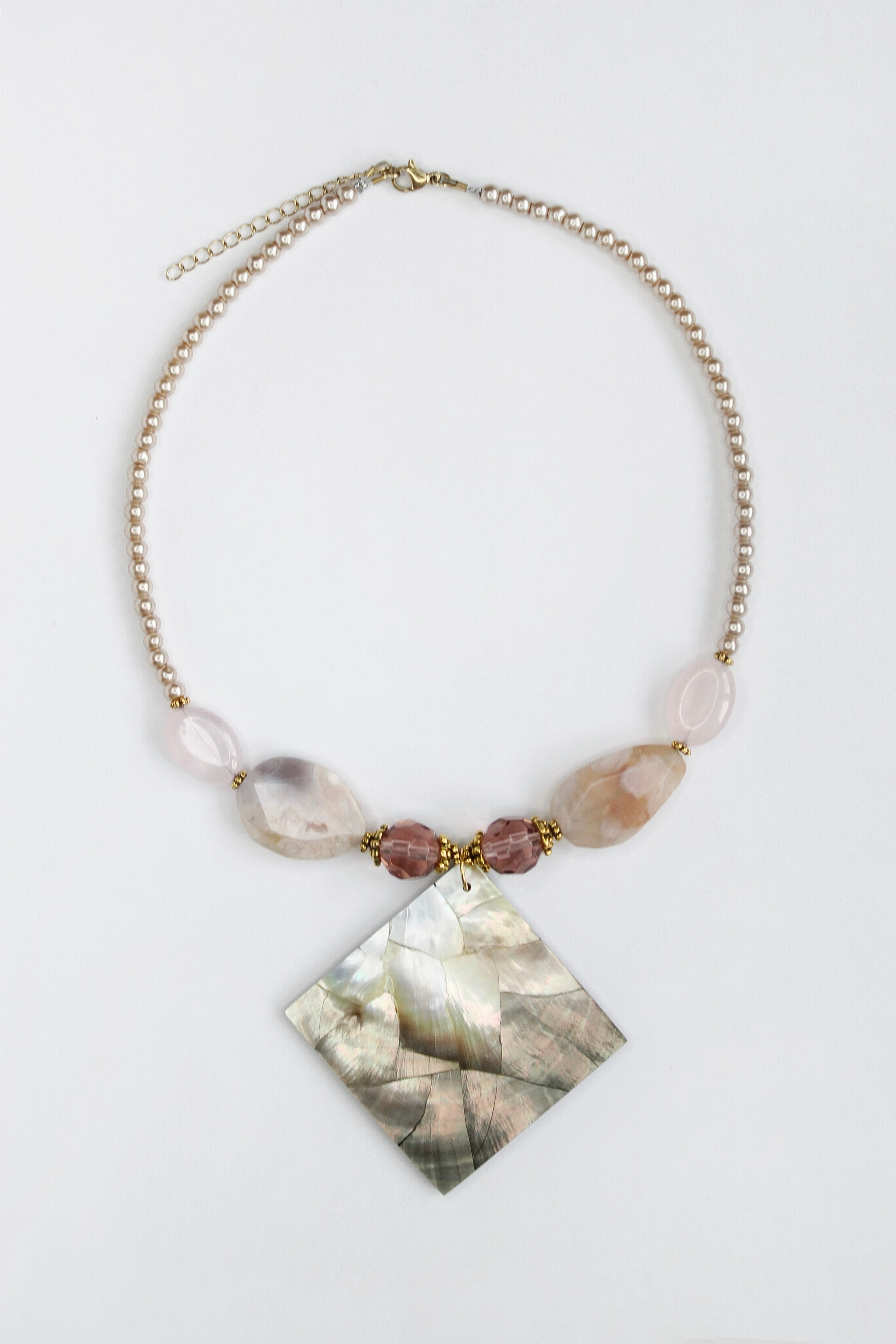 Seashell & Multi-Stone Necklace - VOLIÀ