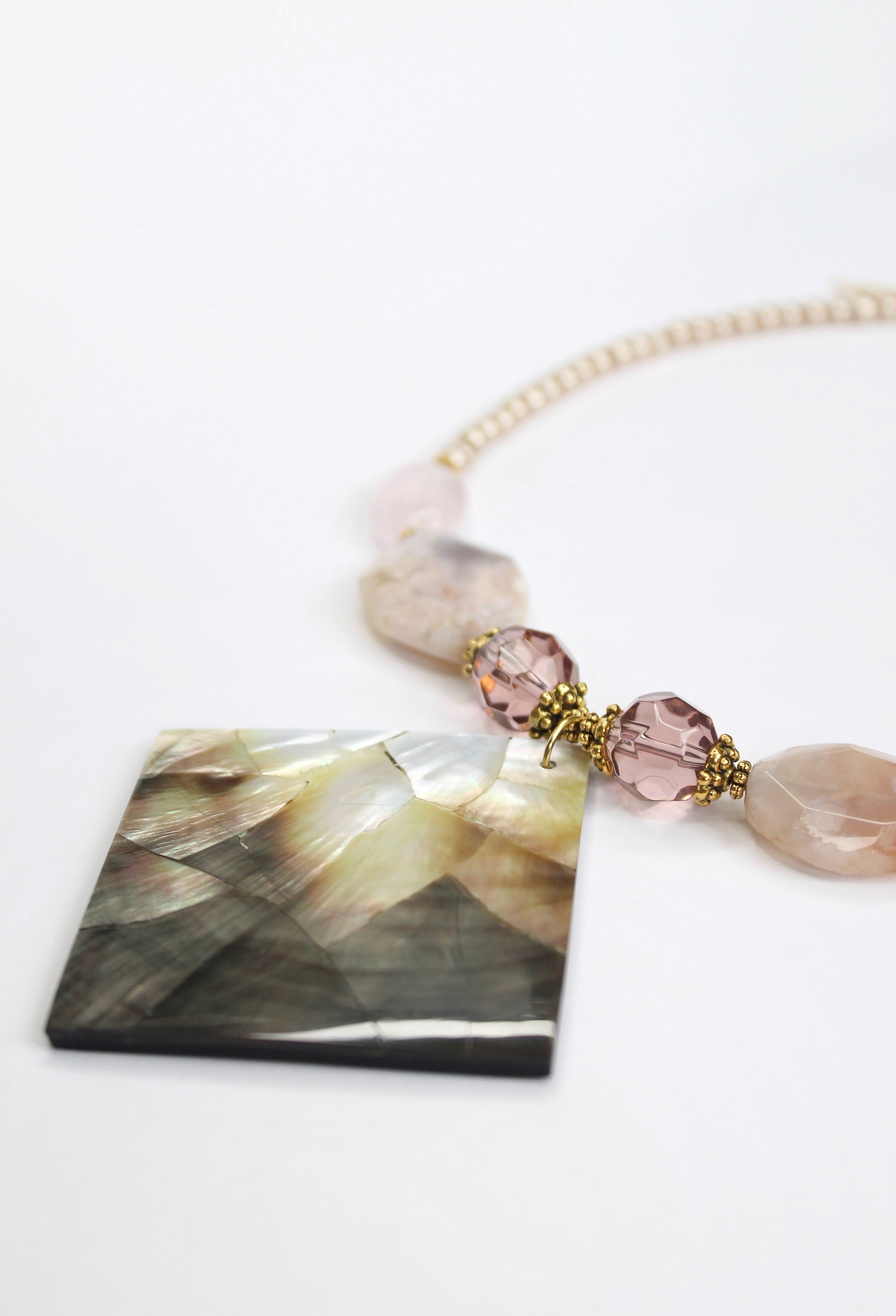 Seashell & Multi-Stone Necklace - VOLIÀ